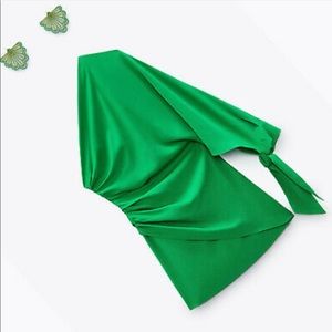 Green one shoulder ZARA dress with earrings!!!
